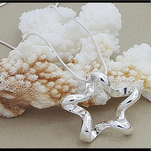 NEW!!! 925 Sterling Silver Starfish Necklace!!! - Picture 9 of 16